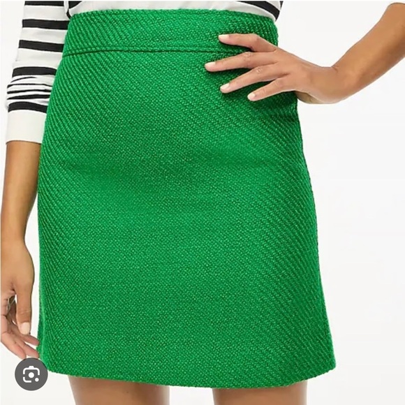 J. Crew Dresses & Skirts - J. Crew Vibrant Green Mini Skirt